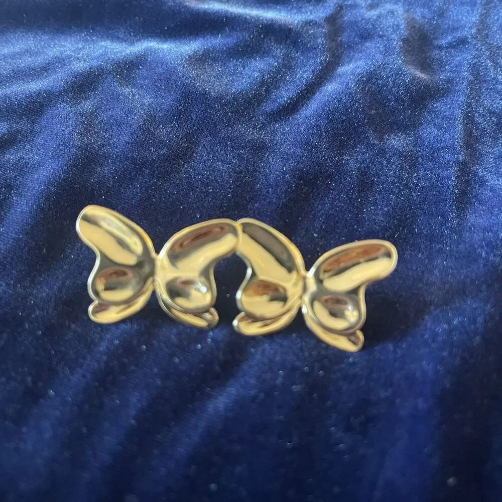 Gold-tone Butterfly Fashion Metal Charm Stud Earrings - Picture 5 of 6